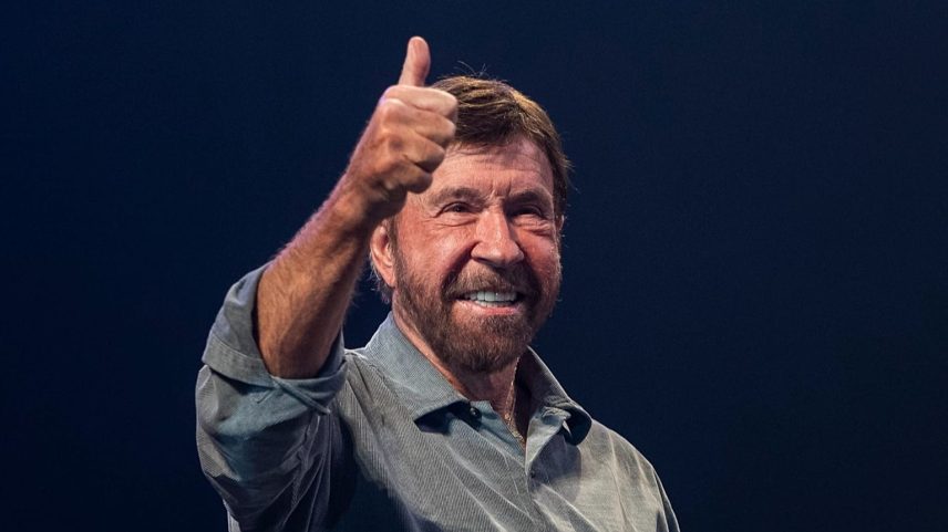 Chuck Norris hospitalizado após emergência médica