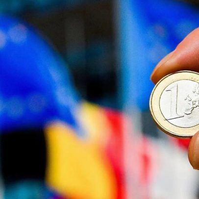 Como a UE pode recuperar autonomia nos pagamentos, com chatbot de IA da Euronews