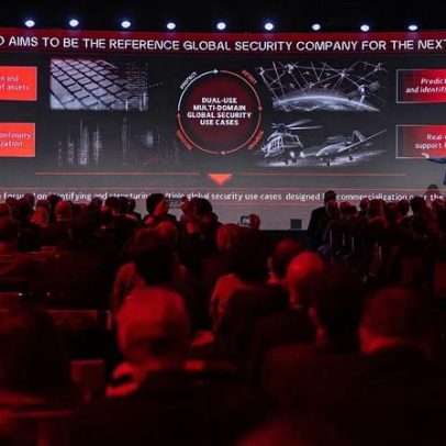 Italiana Leonardo testa cúpula Michelangelo na Ucrânia