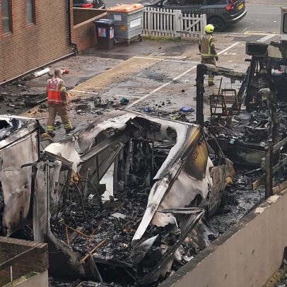 Vídeo mostra estragos de ataque incendiário a ambulâncias judaicas em Londres