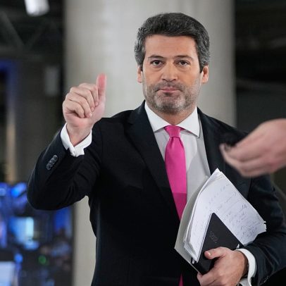 MP arquiva queixa contra cartazes do Chega sobre Bangladesh e comunidade cigana