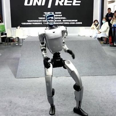 Exposição em Pequim destaca robôs médicos inteligentes e IA na China