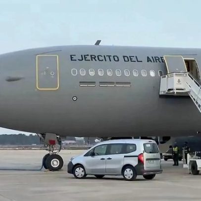 175 espanhóis chegam a Madrid; aviões vão para Omã para novas evacuações