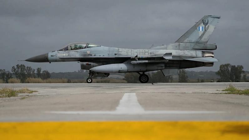 F-16, imagem de stock