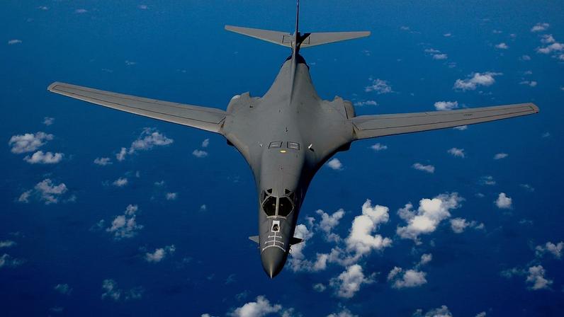 Bombardeiro B-1 Lancer, também conhecido como Bone
