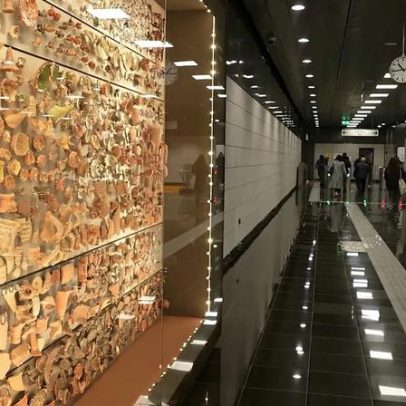 Metro ultramoderno de Salónica combina transportes autónomos e tesouros antigos