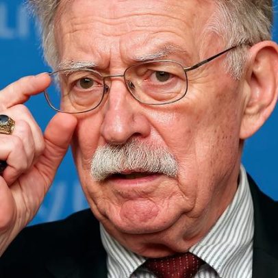 Ex-conselheiro de Segurança de Trump diz que a guerra do Irão é da Europa