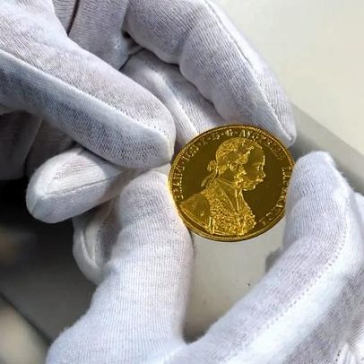 Guerra eleva cotações do ouro e a tendência de alta deve manter-se