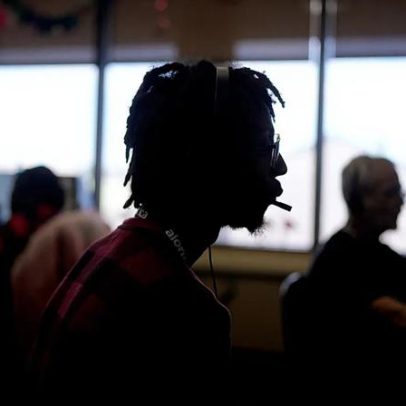 IA redefine trabalho: Anthropic aponta empregos mais expostos