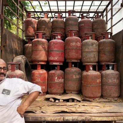 Dependência global de fósseis afeta restaurantes e semanas de quatro dias