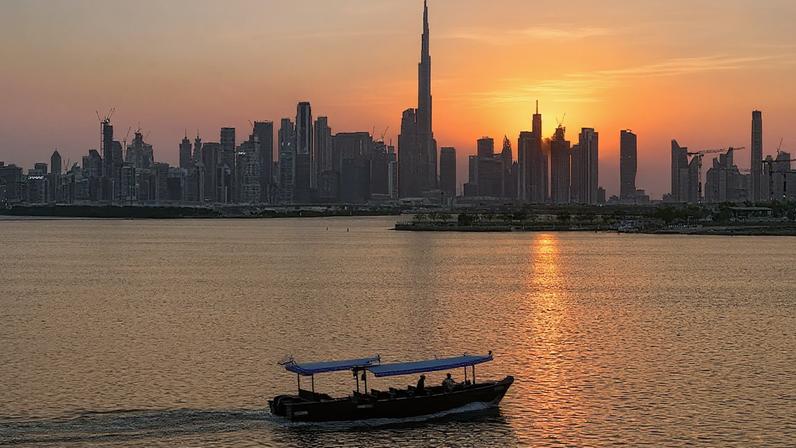 Emirados Árabes Unidos podem resistir à guerra e opor-se ao niilismo iraniano