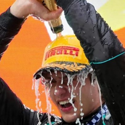 Kimi Antonelli faz história na F1 ao ser o primeiro italiano no pódio há 20 anos