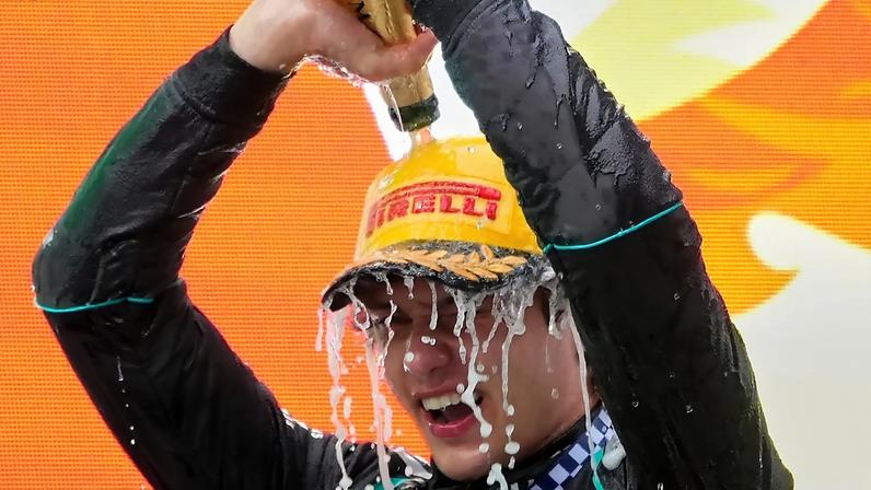 Kimi Antonelli faz história na F1 ao ser o primeiro italiano no pódio há 20 anos