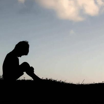 Relatório aponta crescimento de imagens graves de abuso infantil geradas por IA