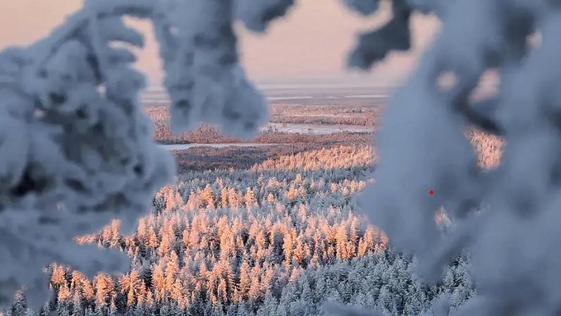 Vista aérea da região de Ruku-Kuusamo
