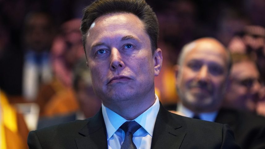 Elon Musk participa no Fórum de Investimento saudita em Washington, EUA, em 2025