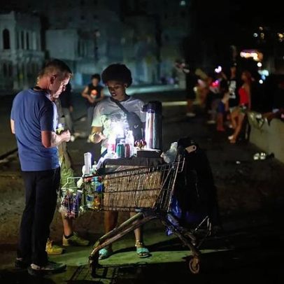 Cuba enfrenta apagão que expõe fragilidade da rede eléctrica