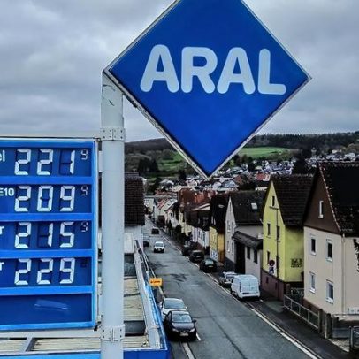 UE avalia teto aos preços do petróleo e imposto sobre lucros extraordinários