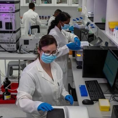 Mulheres que moldam a saúde na Europa, deteção de cancro e vacinas COVID