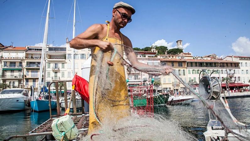 Indústria europeia das pescas procura atrair trabalhadores jovens