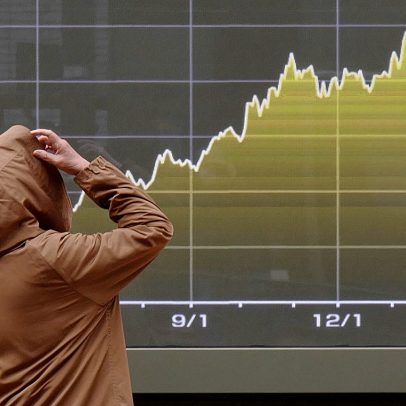 Bolsas sobem e petróleo recua após sinais de Trump sobre Irão