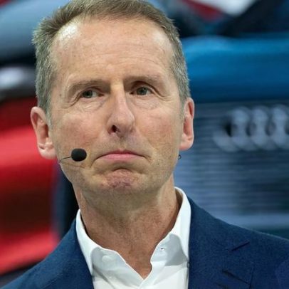 Empregos na Volkswagen em risco, gestores recebem milhões em bónus