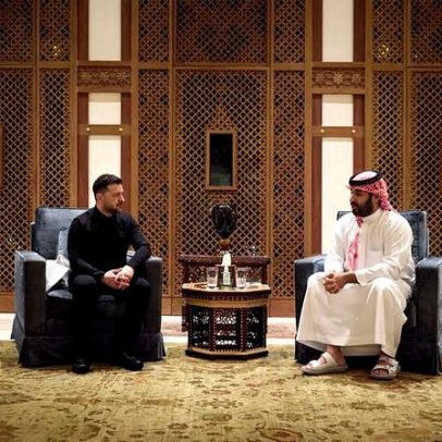 Ucrânia e Arábia Saudita anunciam cooperação de defesa em acordo de Kiev Golfo