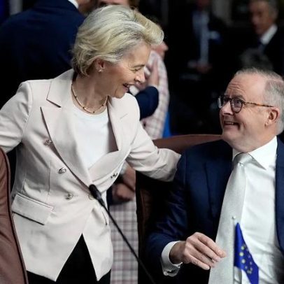 Visita de von der Leyen à Austrália visa concluir acordo comercial