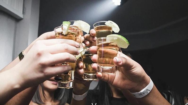 Pensar em álcool pode afetar o humor, mesmo sem beber