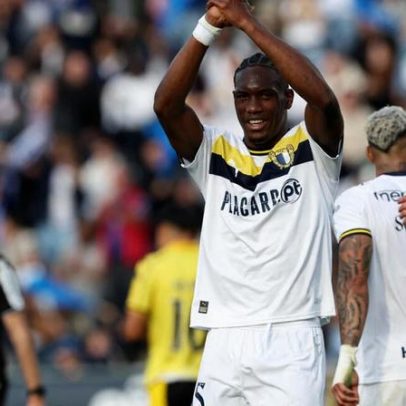 Ibrahima Ba renova com o Famalicão até 2030