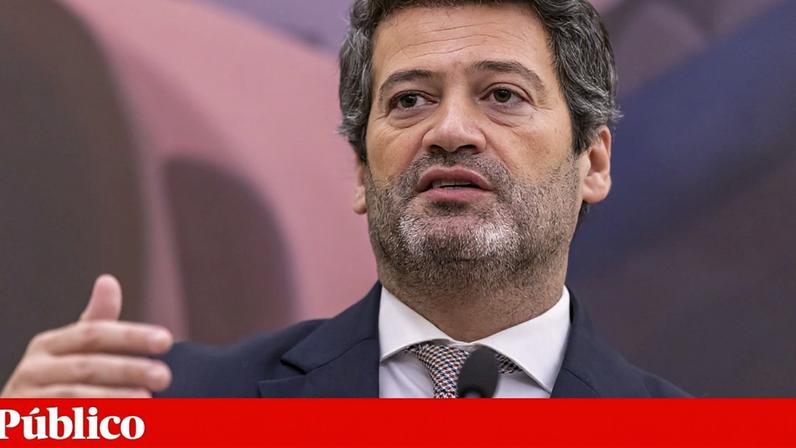 O presidente do Chega, André Ventura, elogiou o antigo primeiro-ministro Pedro Passos Coelho