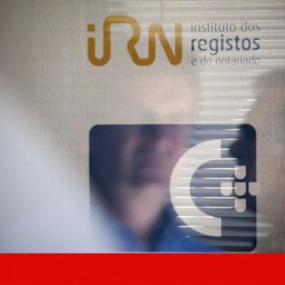 Maior sindicato dos registos mantém acordo com o Governo para aumento salarial