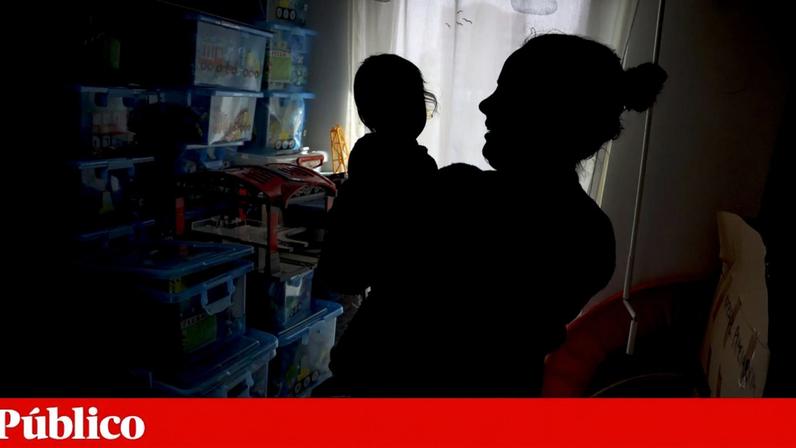 Mãe com deficiência e dois filhos despejados pela Câmara de Lisboa