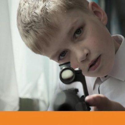 Retratos de dissidentes frente a Putin, A Noiva e Blue Moon