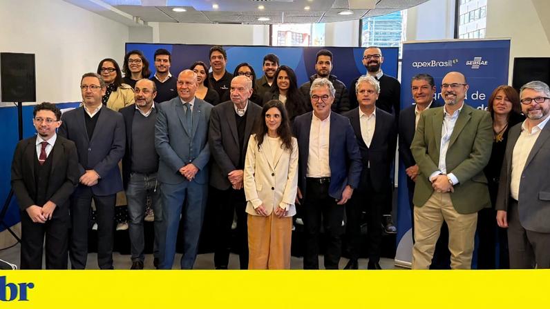 O evento reuniu diversas autoridades e os representantes das startups