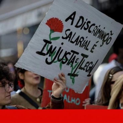 Mulheres que vivem mais, estudam e trabalham vão às ruas no Dia da Mulher