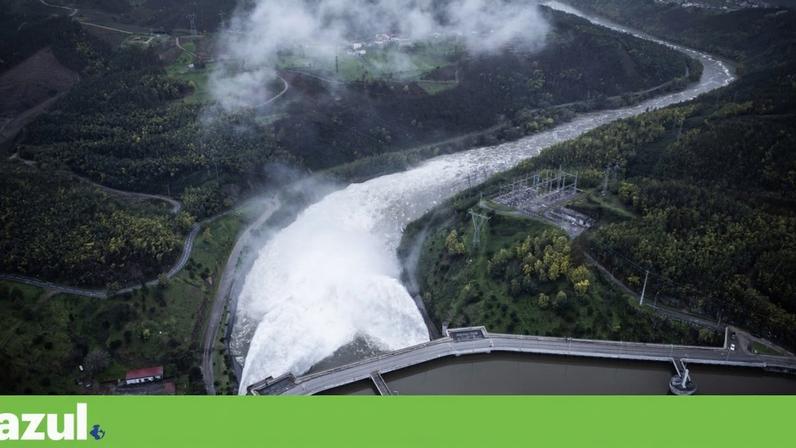 Descarga de água na Barragem da Aguieira, após as tempestades do início de 2026