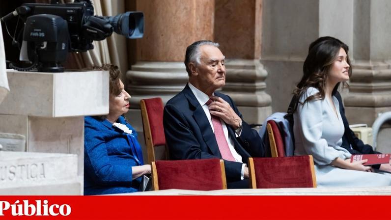 Aníbal Cavaco Silva é o único português do grupo distinguido