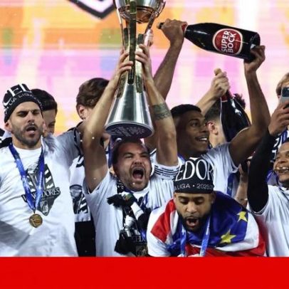 Luís Pinto deixa V. Guimarães dois meses depois de vencer Taça da Liga