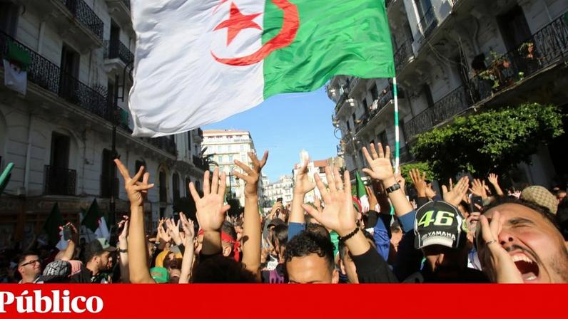 Protesto em 2019 no dia em que se assinala o início da luta contra o colonialismo francês, em 1954