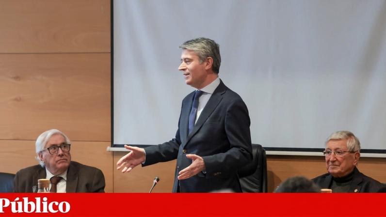 José Luís Carneiro, secretário-geral do Partido Socialista, no encerramento da audição pública promovida pelo grupo parlamentar do PS subordinada ao tema "A Economia Social em Tempos de Incerteza"