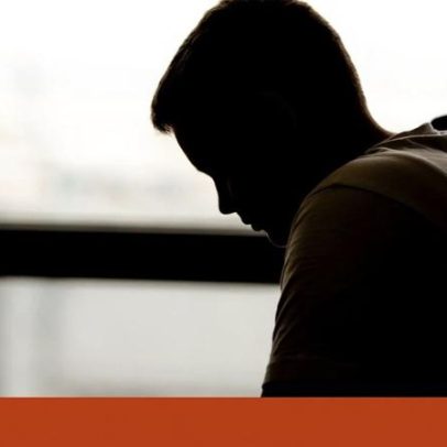 40% dos rapazes australianos acreditam que mulheres mentem sobre violência