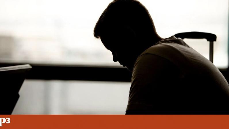 40% dos rapazes australianos acreditam que mulheres mentem sobre violência