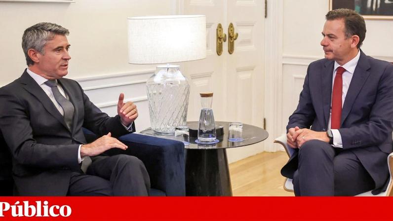 A distância nas intenções de voto entre o PS e a AD diminuiu