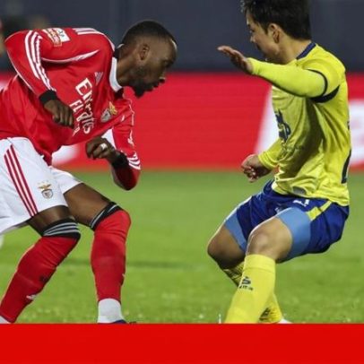 Benfica vai a Arouca sem treinador, com Ivanovic no banco