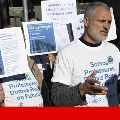 Professores do ensino artístico em protesto pelo fim da precariedade