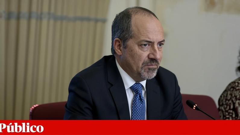 Parlamento aprova audição ao governador do BdP sobre reforma de Centeno