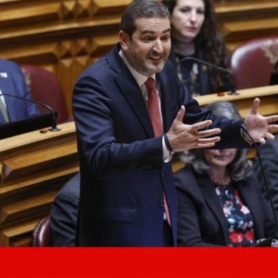 PSD vota disciplinadamente no projeto sobre mudança de género no registo civil