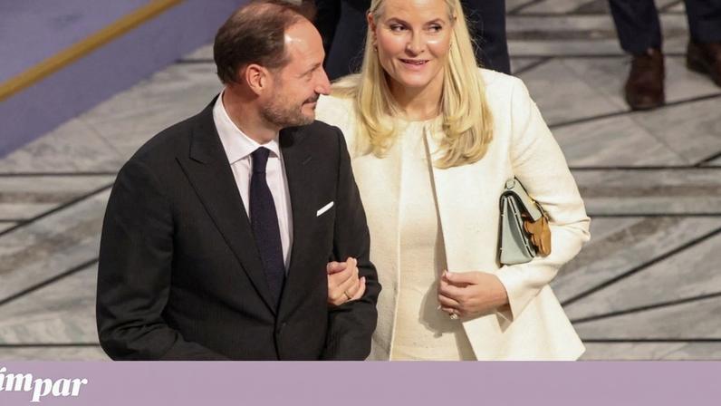 Princesa herdeira da Noruega afirma ter sido manipulada na relação com Epstein