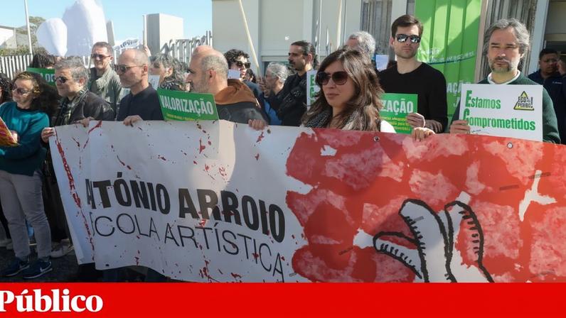 Professores da Escola Artística António Arroio, em Lisboa, e da Escola Artística Soares dos Reis, no Porto, manifestaram-se esta semana